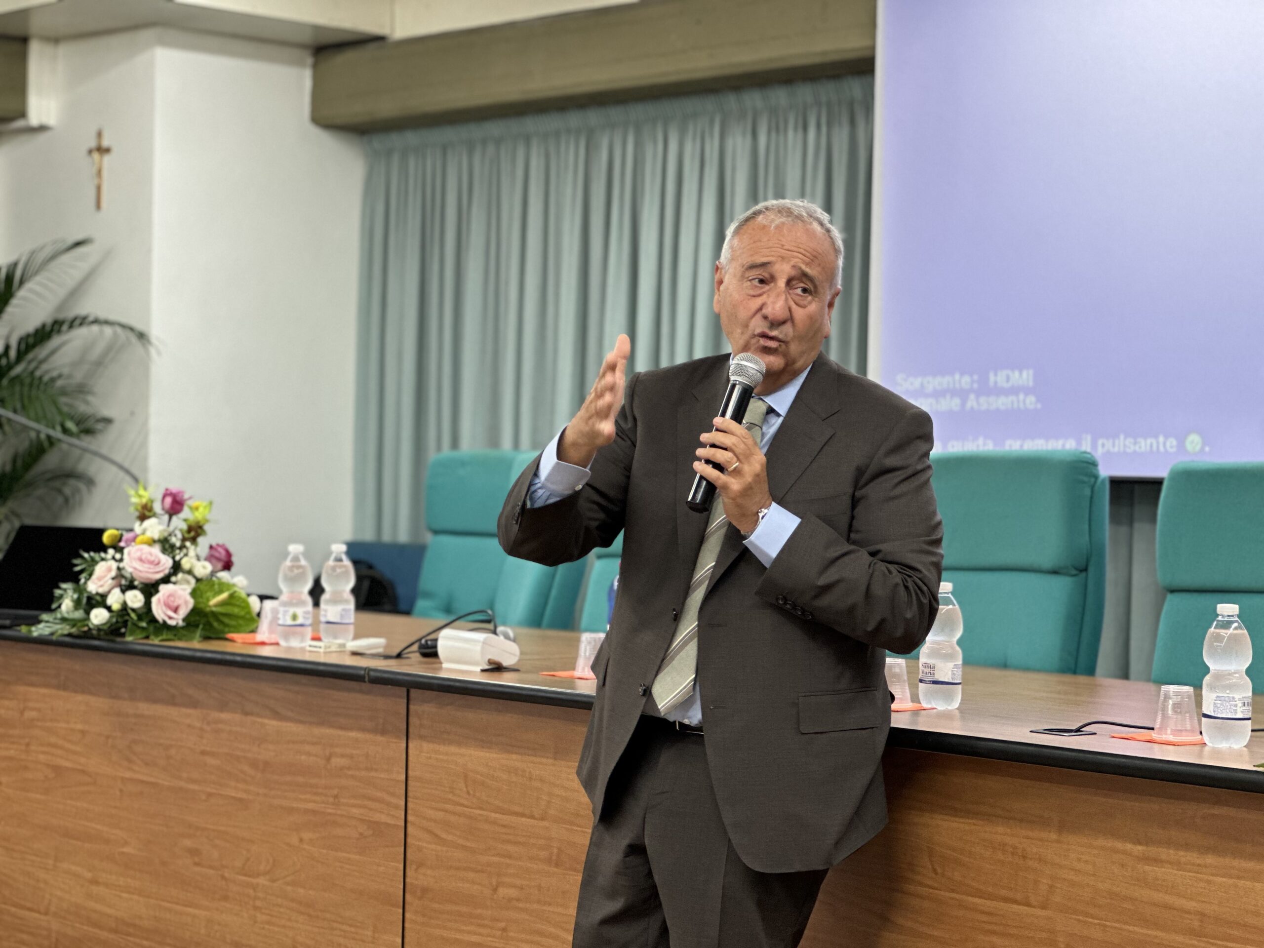 Prevenzione, movimento e territorio: ad Acireale un focus sul ruolo della moderna Fisioterapia 2 Dott. Di Fede Direttore Sanitario Asp di Catania scaled